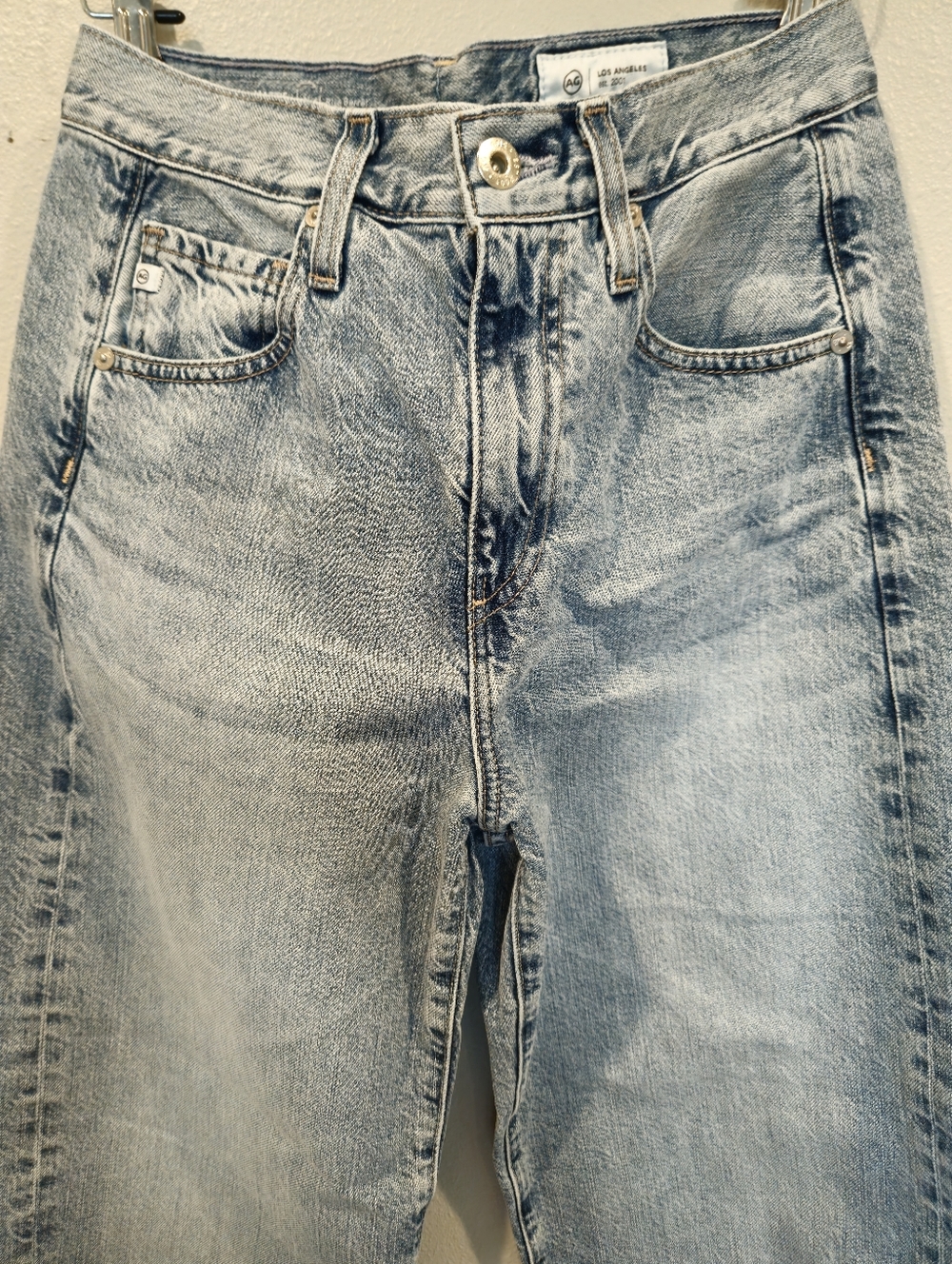 AG Adriano Goldschmied Hattie Barrel Jeans Size 24 High Rise Light Wash Denim - Picture 11 of 13